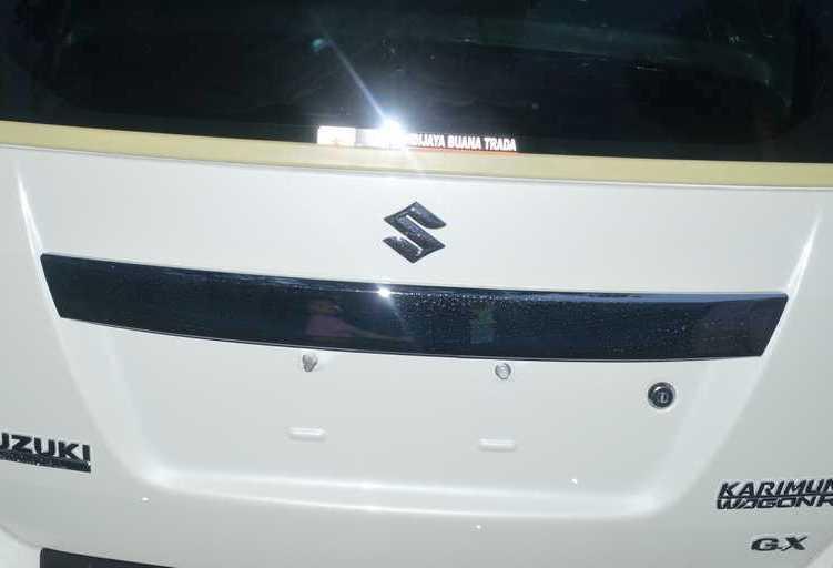 jual trunk lid trunk lid list pintu belakang suzuki wagon r trunk lid belakang jual trunk lid trunk lid list pintu belakang suzuki wagon r trunk lid belakang